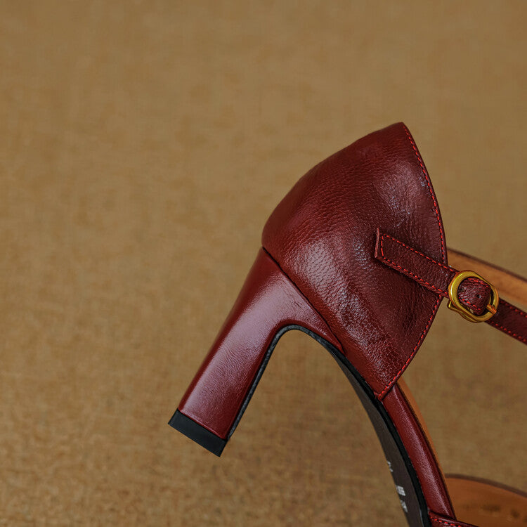 LuxeStride™ — Command Every Room with All-Day Comfort and Unstoppable Confidence