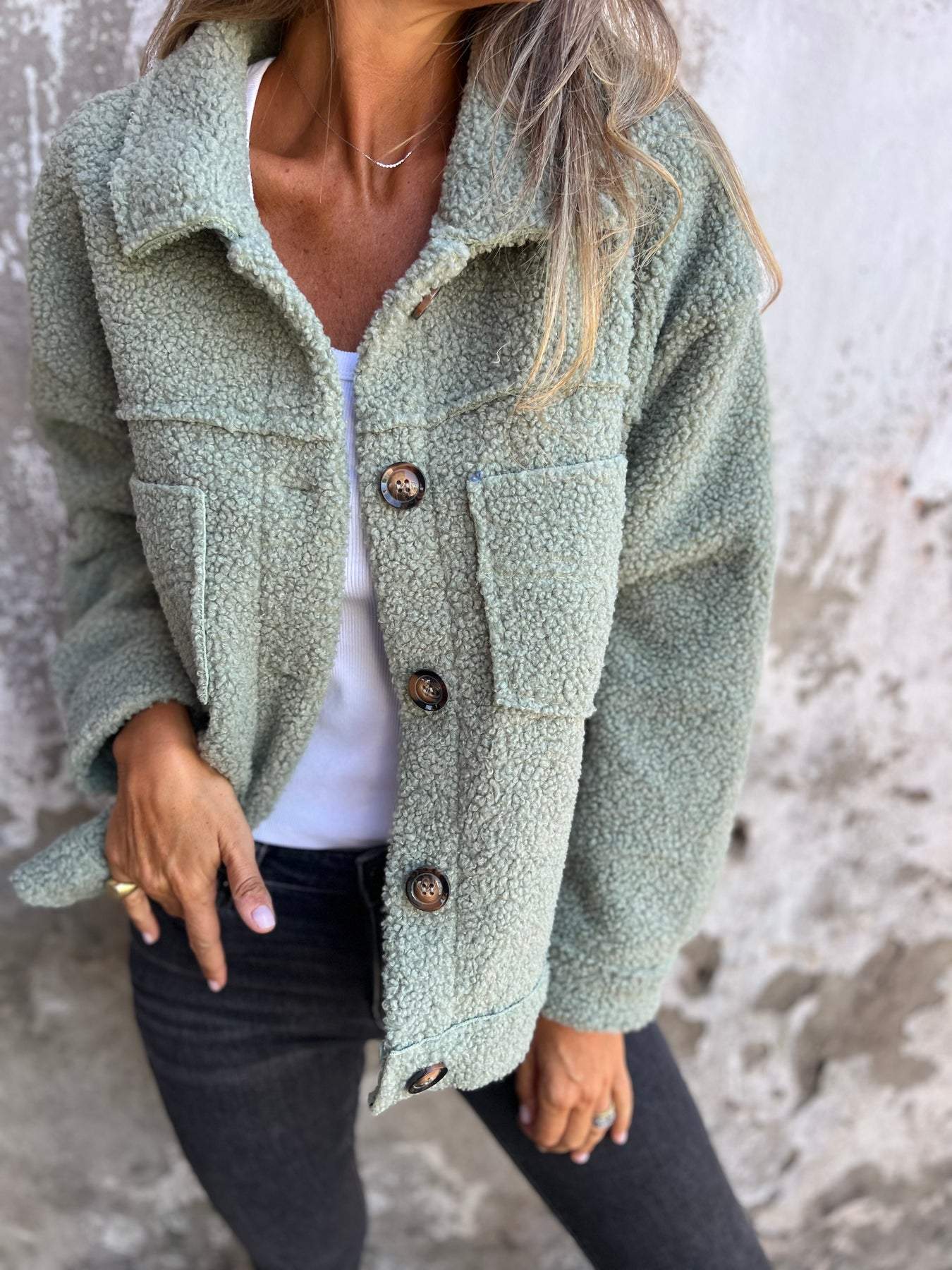 Renard — Stylish Autumn Coat with Classic Lapel Collar