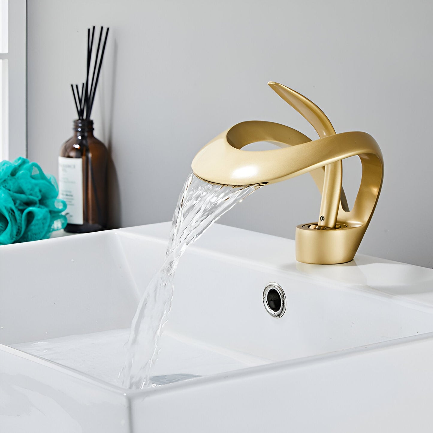 Odda — Modern Waterfall Bathroom Sink Faucet with Single Lever Design