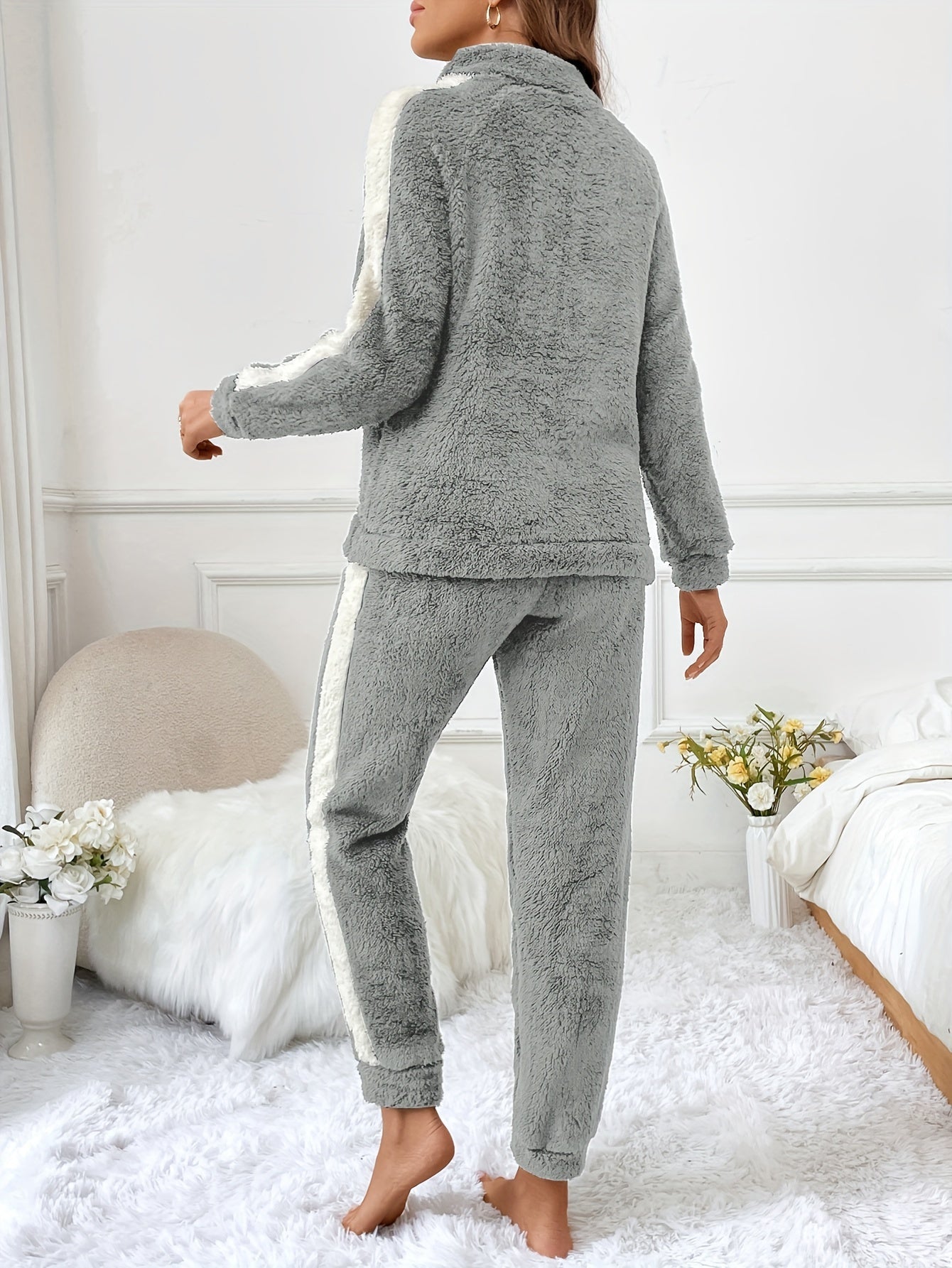 VelouraFlex™ — Embrace Cozy Confidence with Every Wear