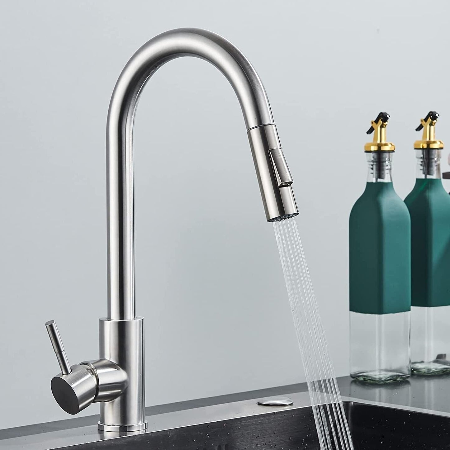 Valenno — Touch-Activated Kitchen Faucet with Pull-Out Sprayer