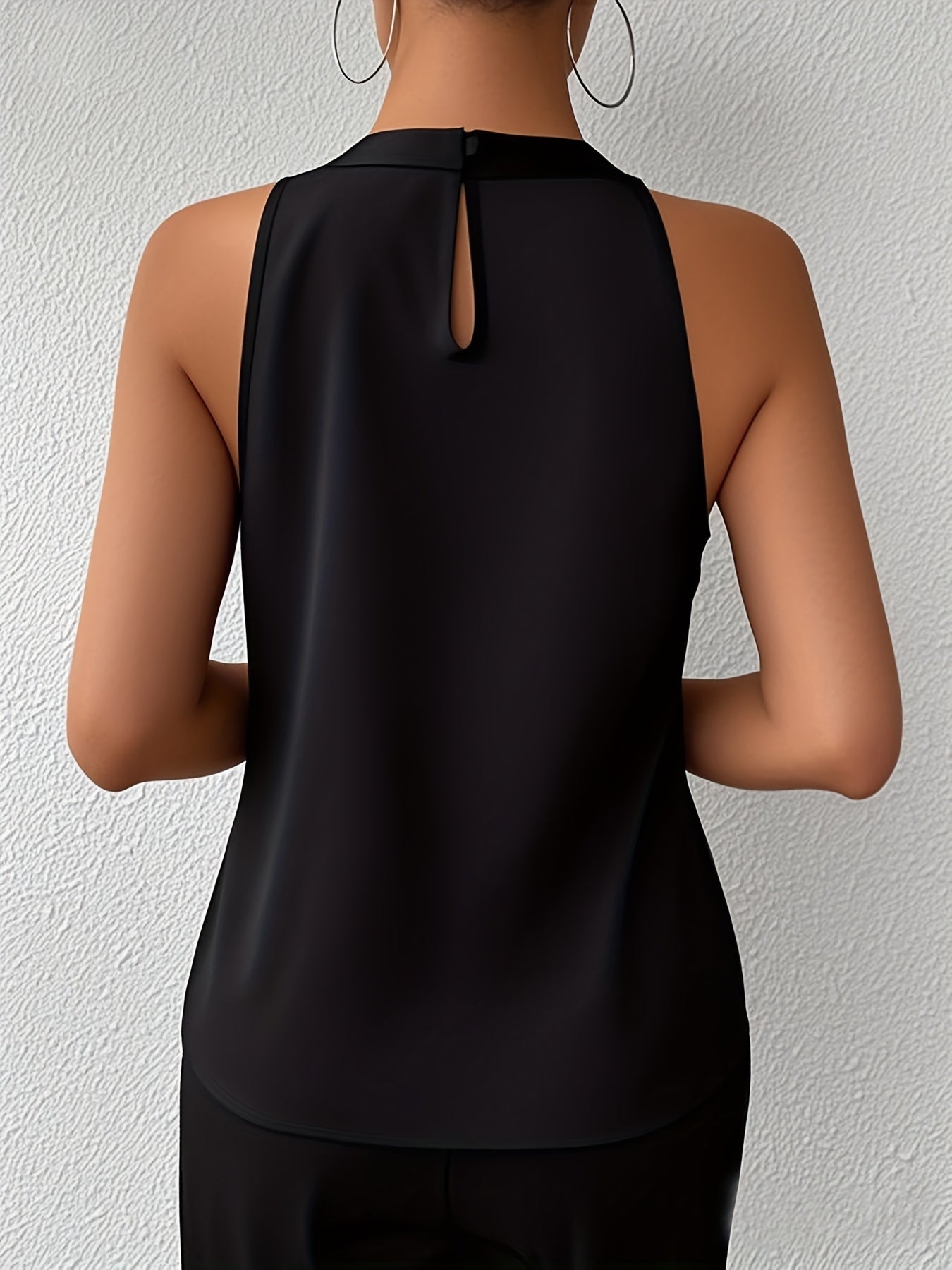 Liora — Women's Elegant Sleeveless Blouse with Halter Neckline