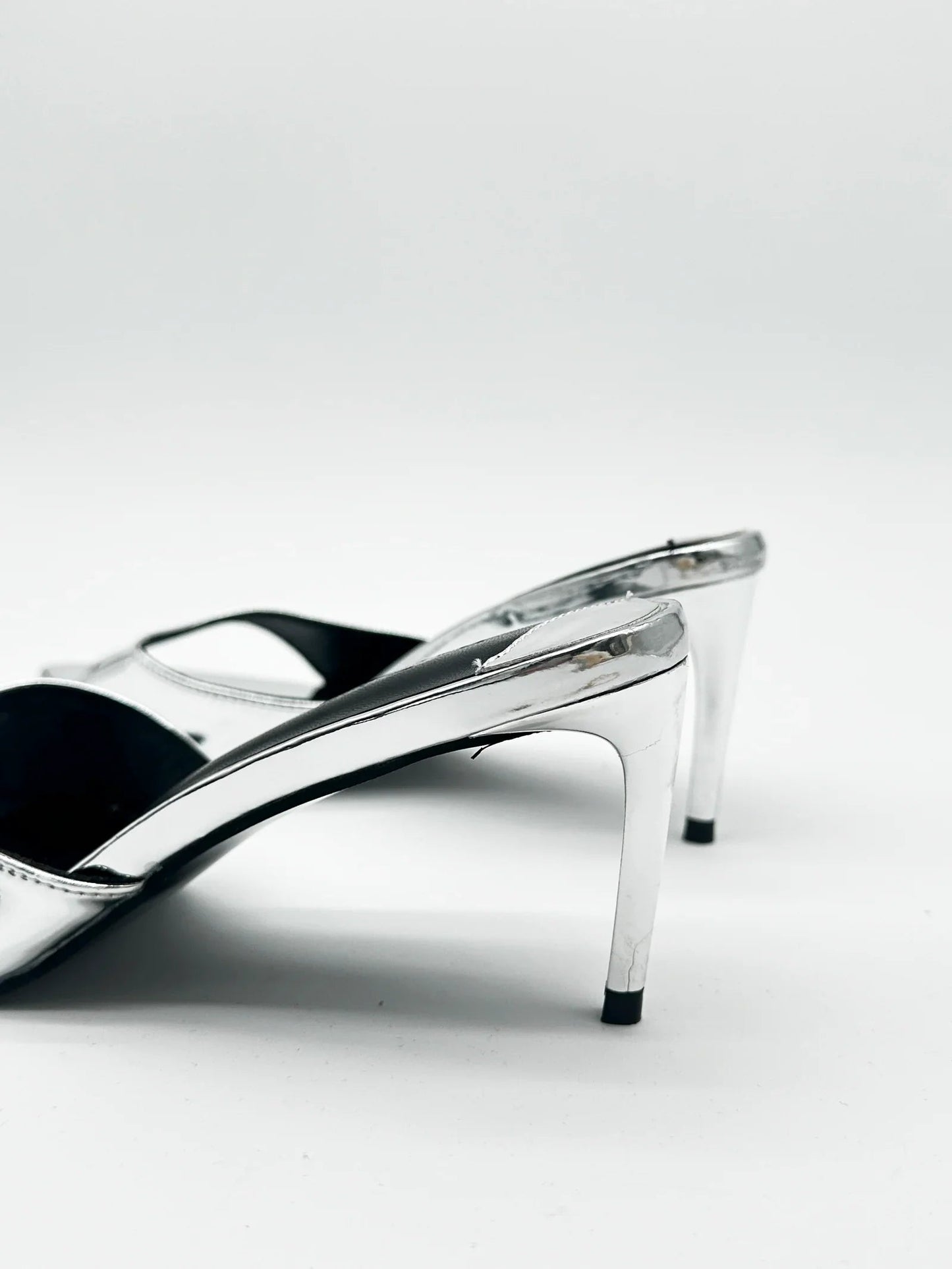 SterlingVeil™ Set — Dominate Every Event with Unstoppable Silver Sophistication