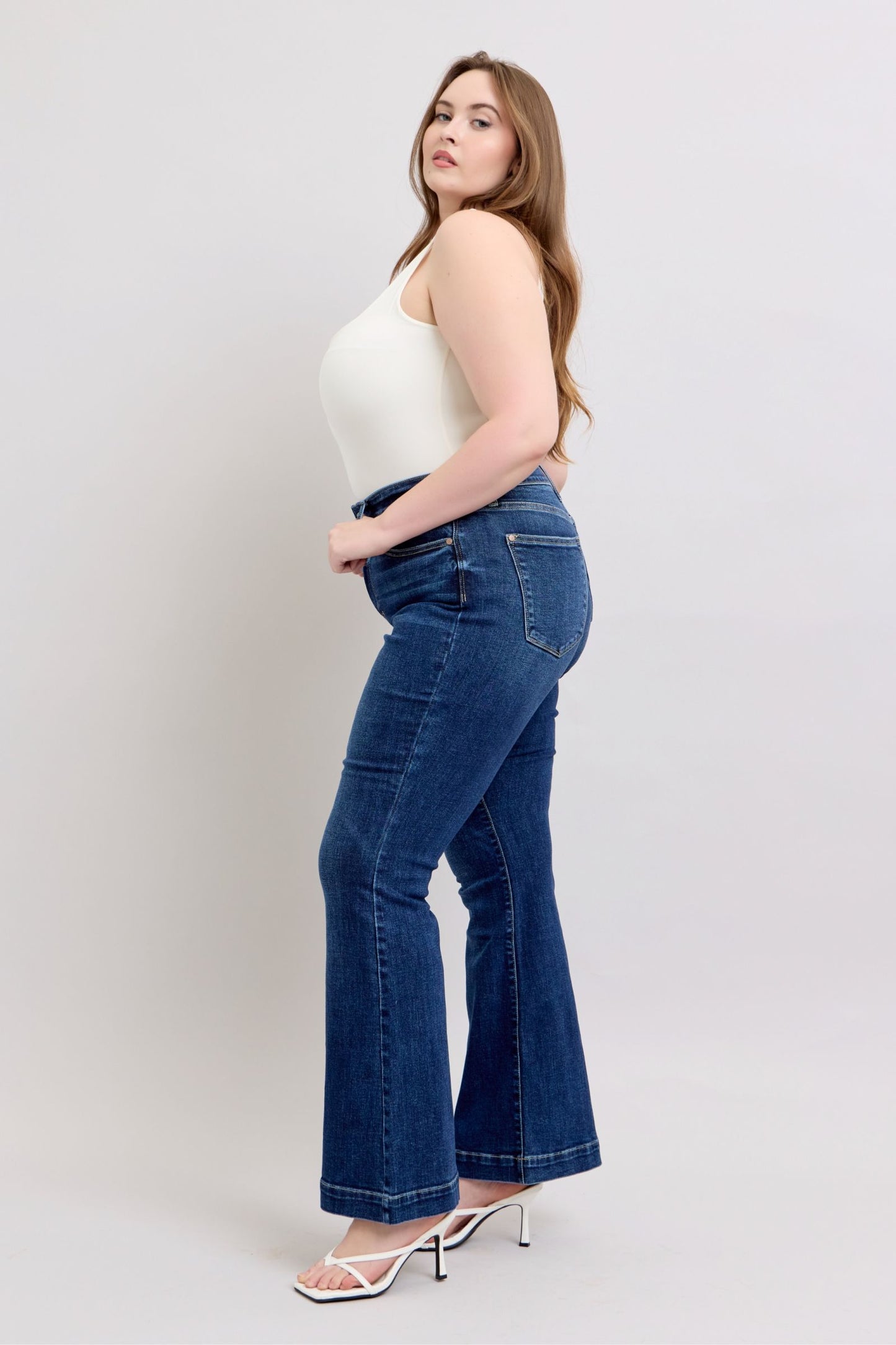CurveMaster™ — Sculpt Stunning Silhouettes That Command Attention
