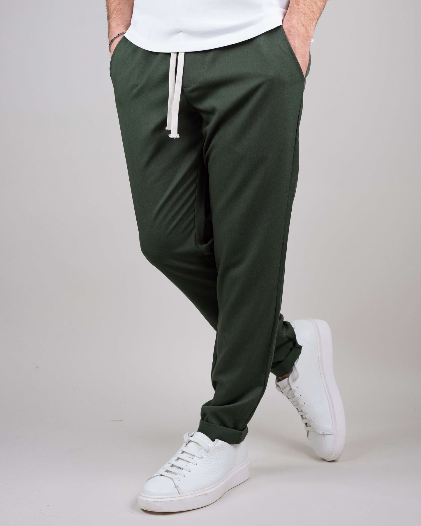 Norla — Breathable Viscose Pants with Tailored Fit for All-Day Comfort