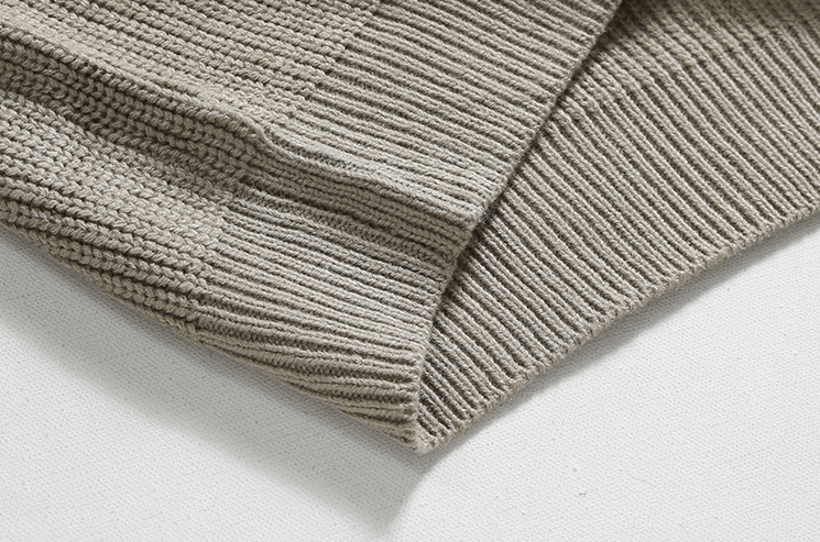 Norla — Knitted Half-Zip Sweater with Adjustable Collar