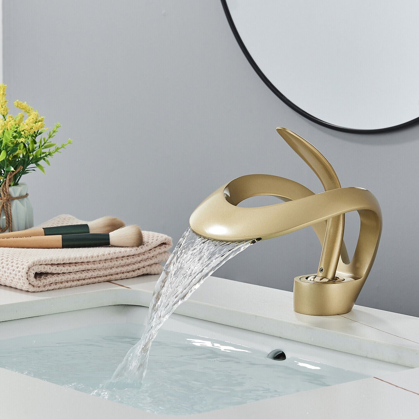 Odda — Modern Waterfall Bathroom Sink Faucet with Single Lever Design