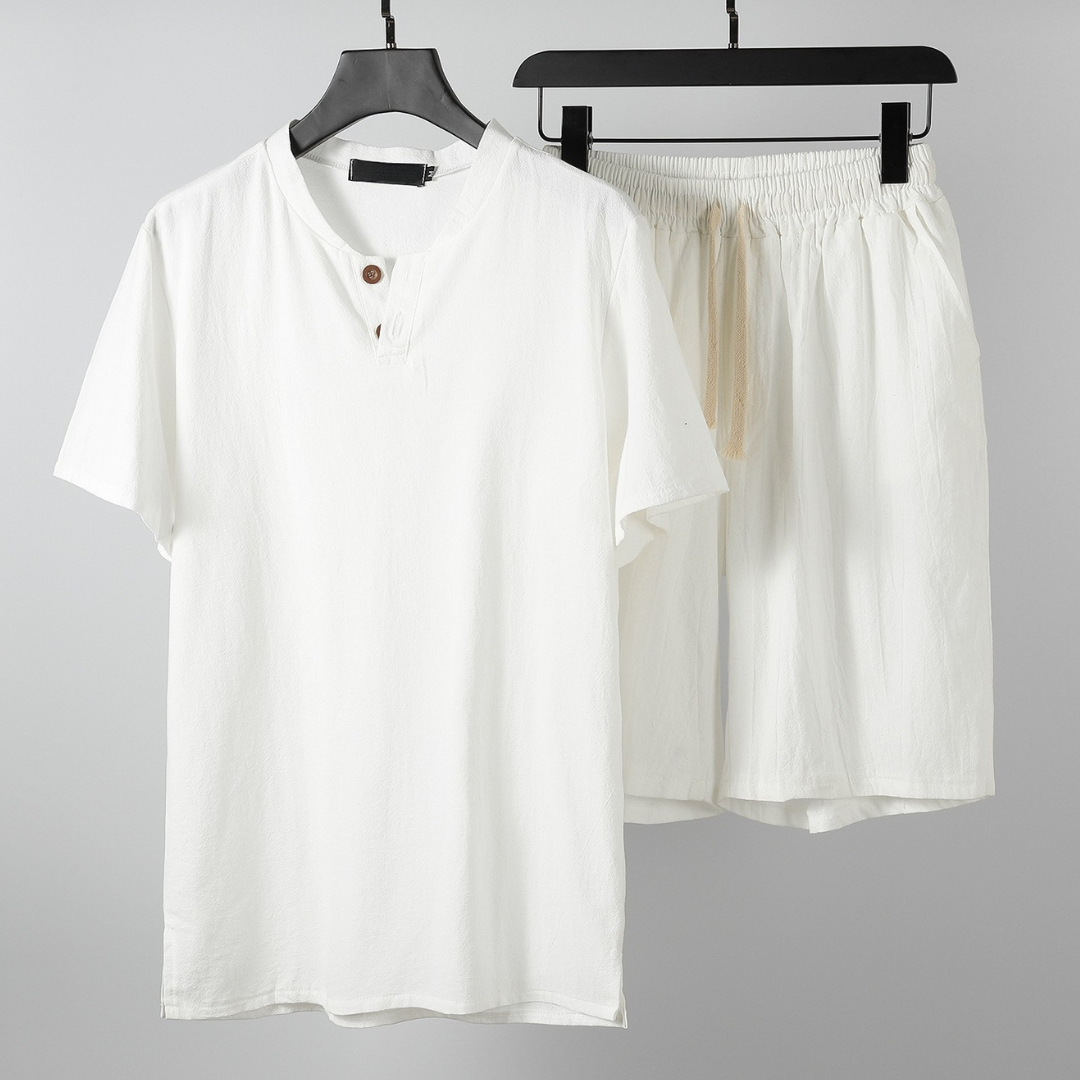 Featherweight Comfort™ — Feel Fresh and Flawless All Day Long
