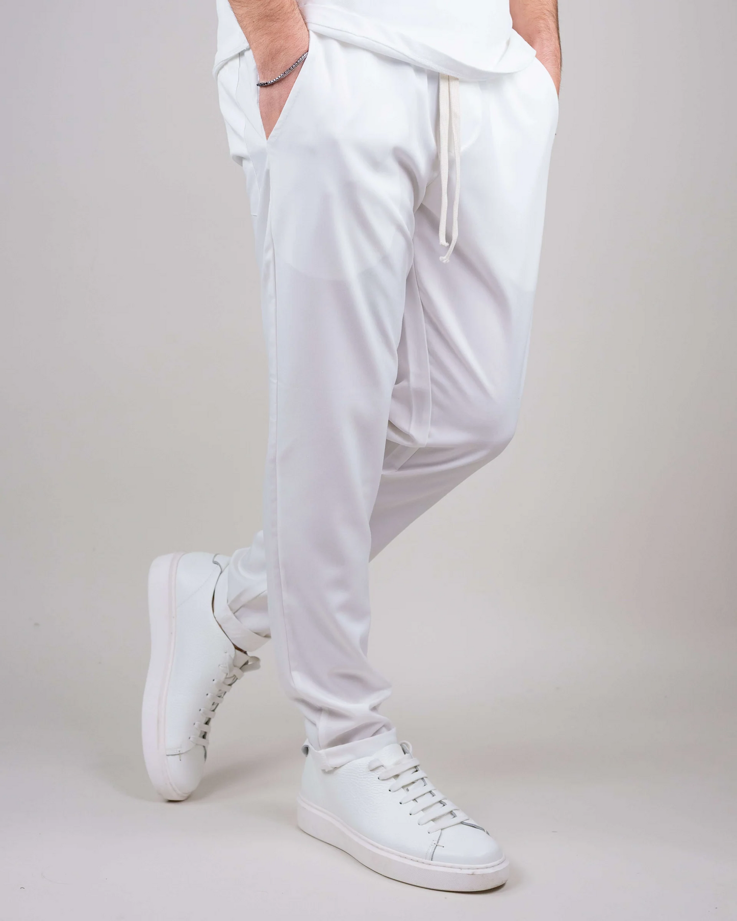Norla — Breathable Viscose Pants with Tailored Fit for All-Day Comfort