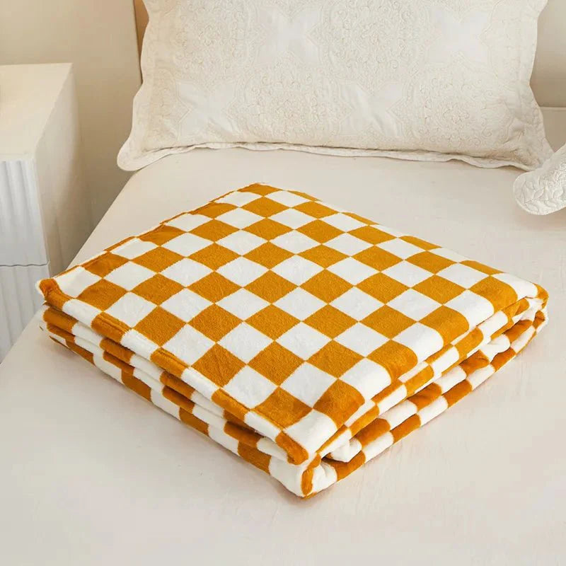 Lioren — Classic Checkerboard Sofa Throw Blanket with Plush Warmth