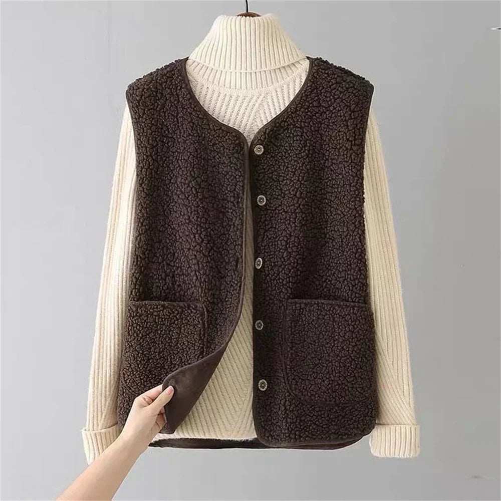 Laylaa — Lightweight Wool Blend Vest with Breathable Warmth