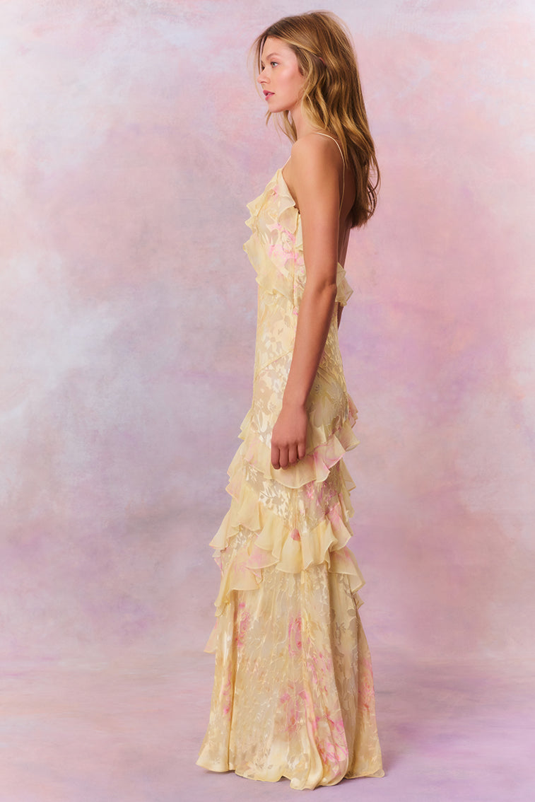 LunaFleur™ — Command Every Room with Effortless, Irresistible Elegance