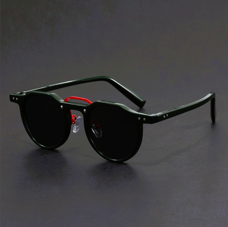 Nolven Aviator Sunglasses — Classic UV400 Protection with Scratch-Resistant Lenses