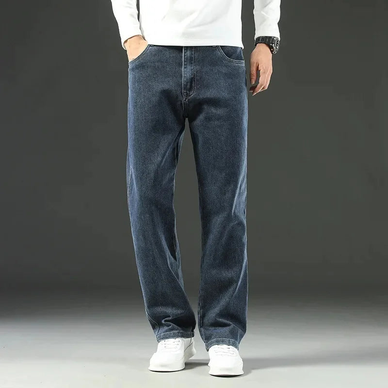 Levaro — Men's Relaxed Straight-Leg Vintage Wash Jeans