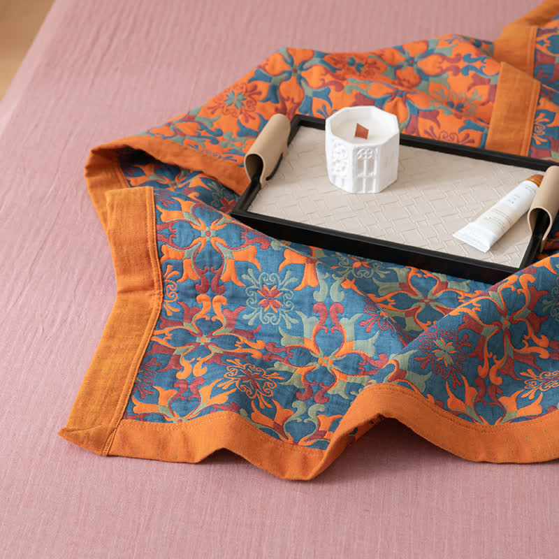 Liora — Reversible Six-Layer Organic Cotton Quilt with Patterned Design