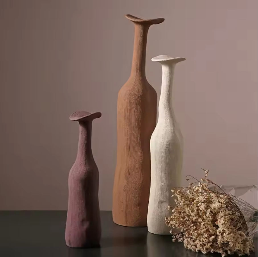 Elara — Handcrafted Nordic Ceramic Vase with Morandi Colors