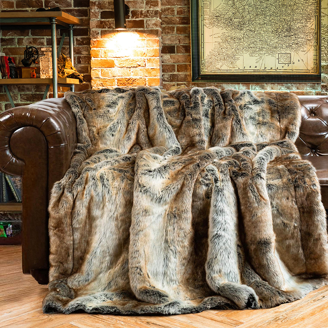 Elowen Luxe — Ombre Faux Fur Blanket with Ultra Soft Cozy Warmth