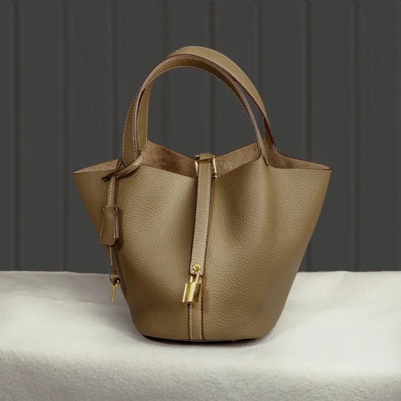 Liora — Handmade Full-Grain Leather Handbag with Zip Closure