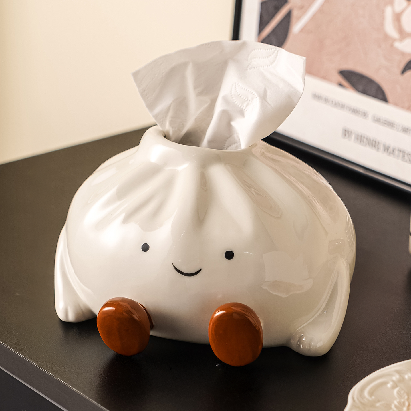 Luno — Ceramic Dumpling Tissue Holder with Glossy Finish