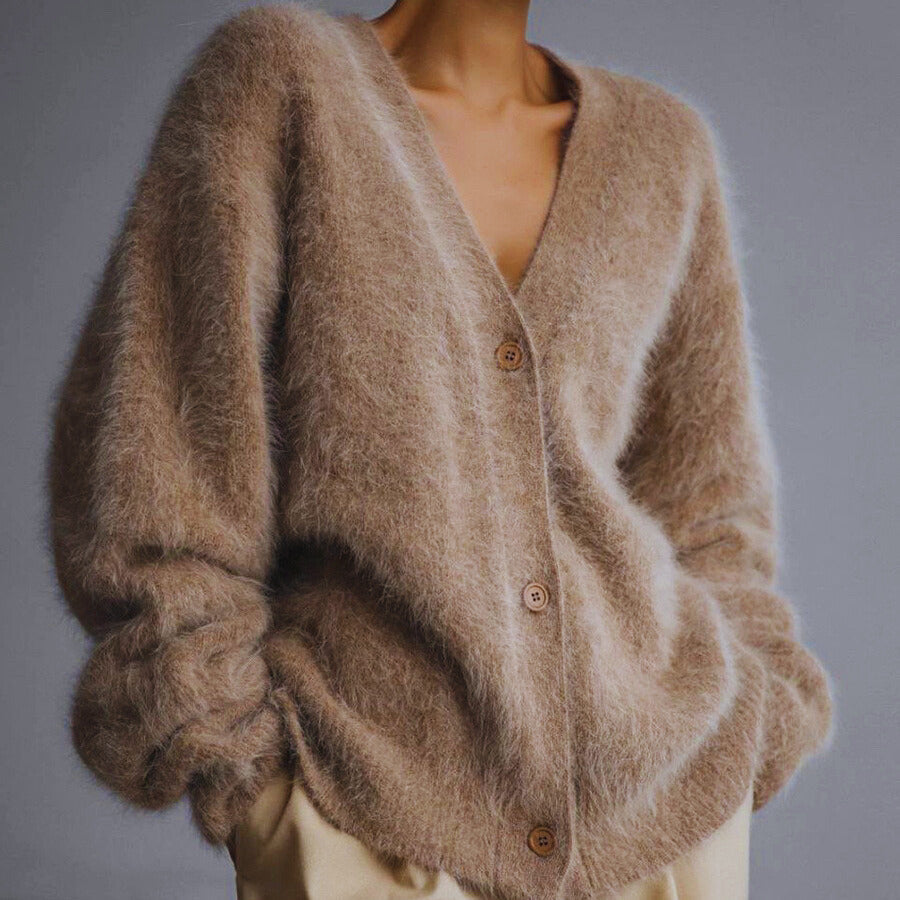 Elara Faux Fur Cardigan — Ultra-Soft Oversized Knit for Cozy Comfort