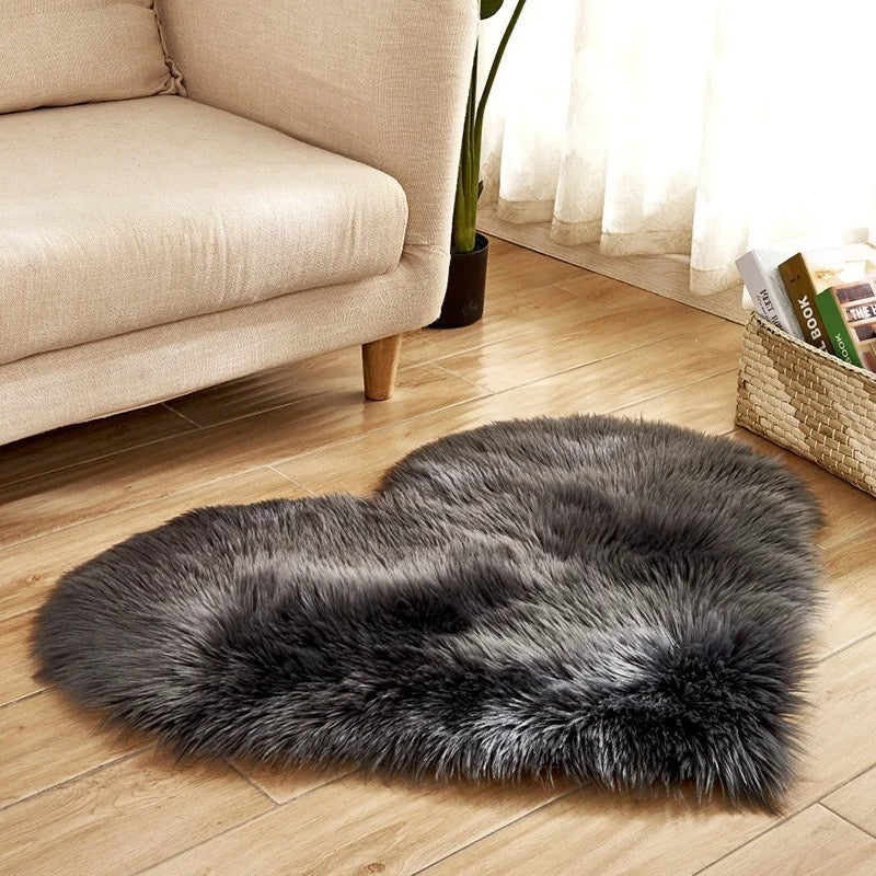 Liora — Soft Heart-Shaped Plush Rug with Non-Slip Backing