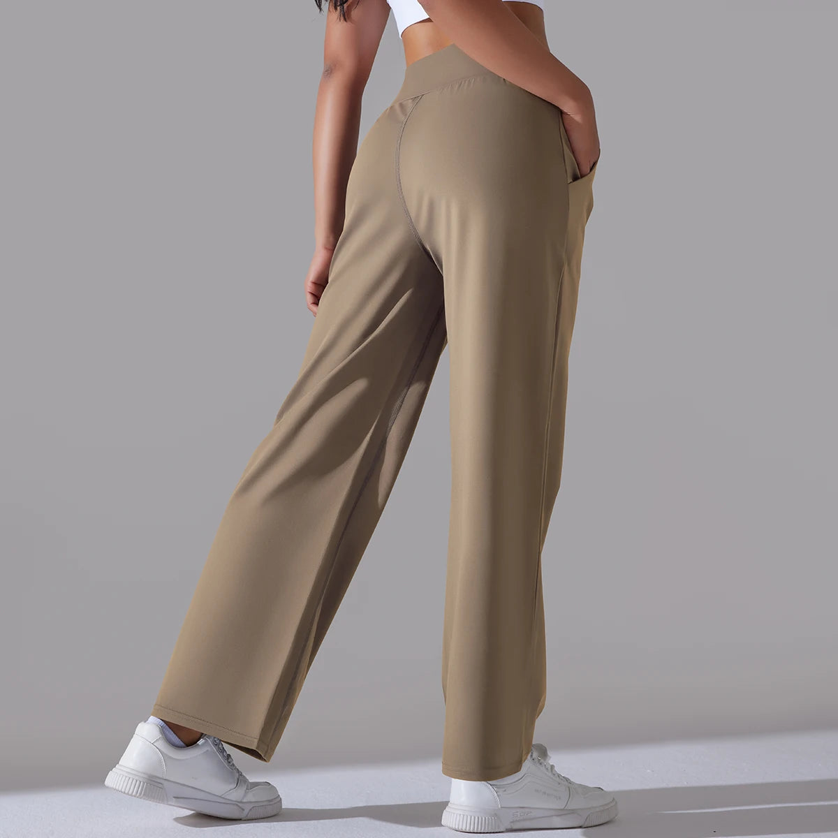 FreedomFlow Pants™ — Experience All-Day Comfort That Moves with You