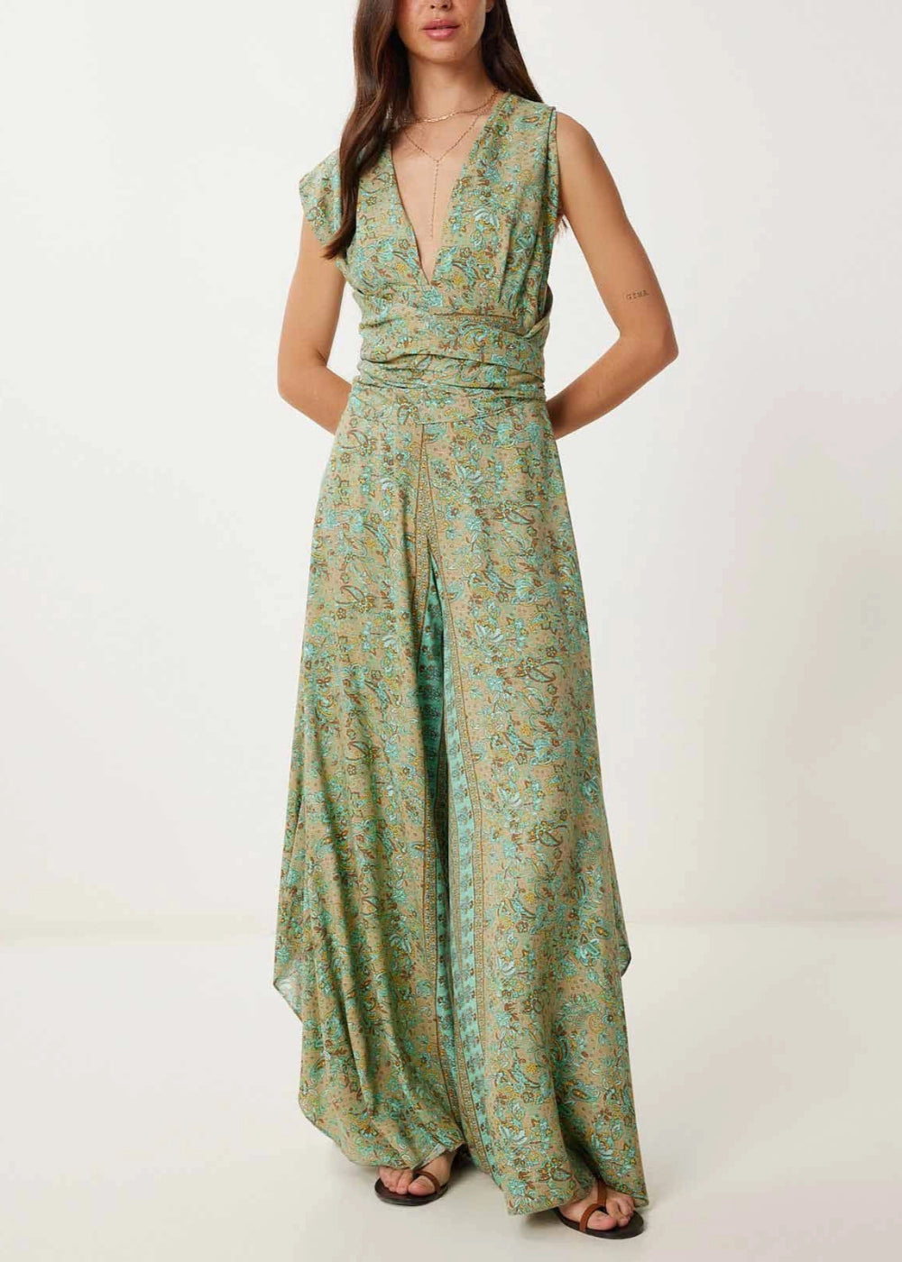 Boho Freedom Jumpsuit™ — Own Every Room with Effortless, Electric Elegance