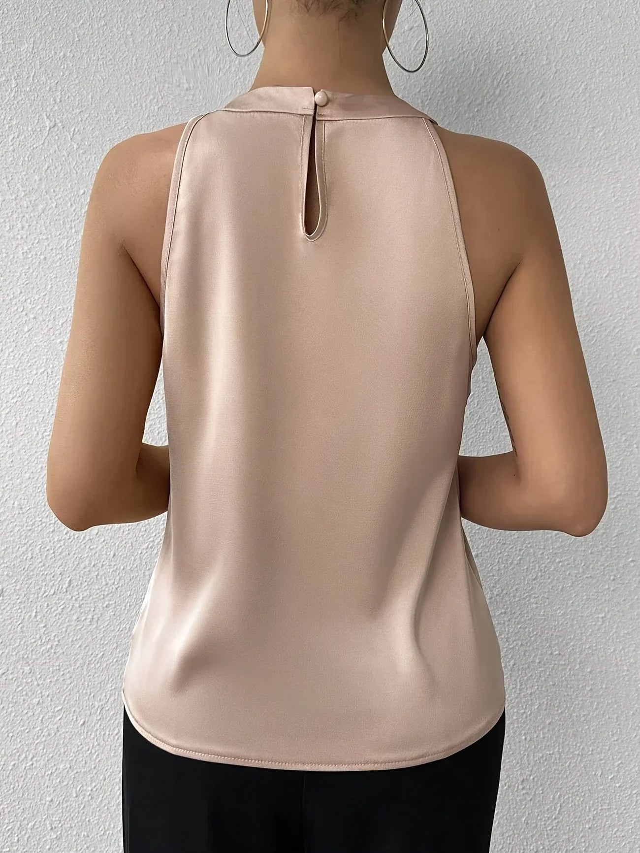 Liora — Women's Elegant Sleeveless Blouse with Halter Neckline