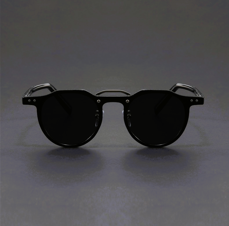 Nolven Aviator Sunglasses — Classic UV400 Protection with Scratch-Resistant Lenses