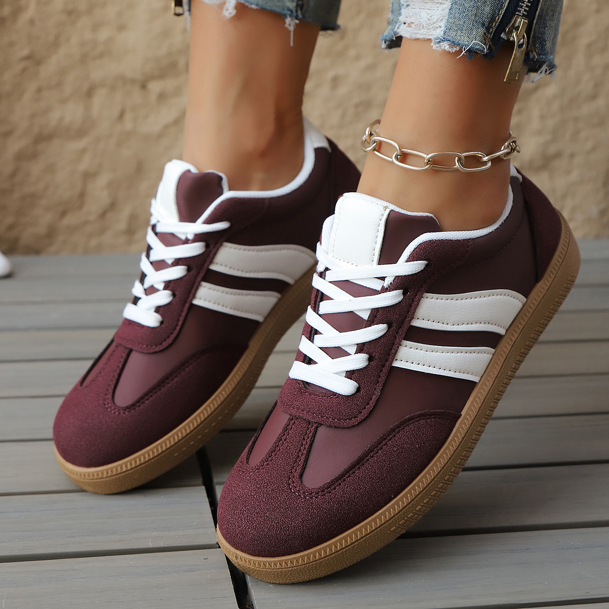 Kaelen — Retro Leather Sneakers with Cushioned Comfort