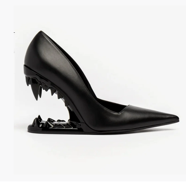 Mavren — Women's Wolf Fang Sculpted Heel Pumps with Cushioned Insole