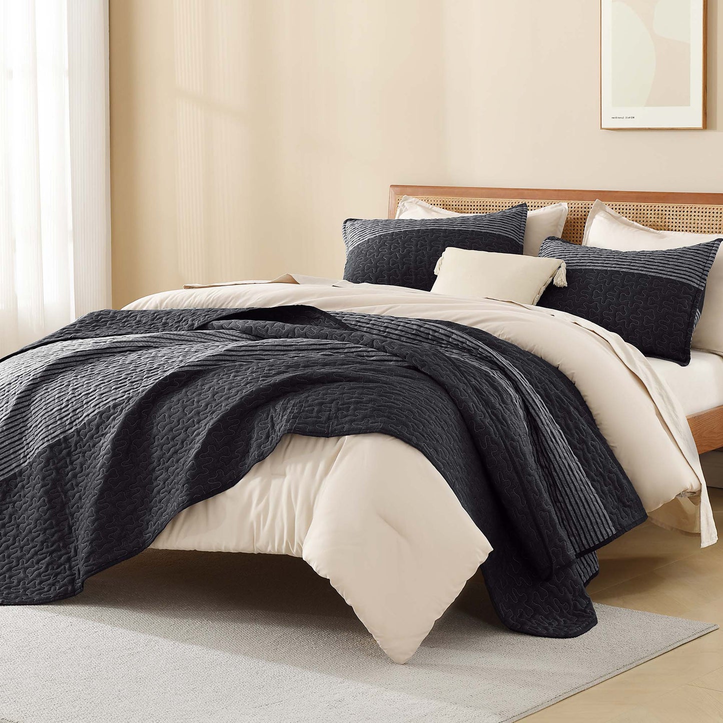 NoirZen™ Quilt Set — Wrap Yourself in Bold Style and All-Season Cloudlike Comfort
