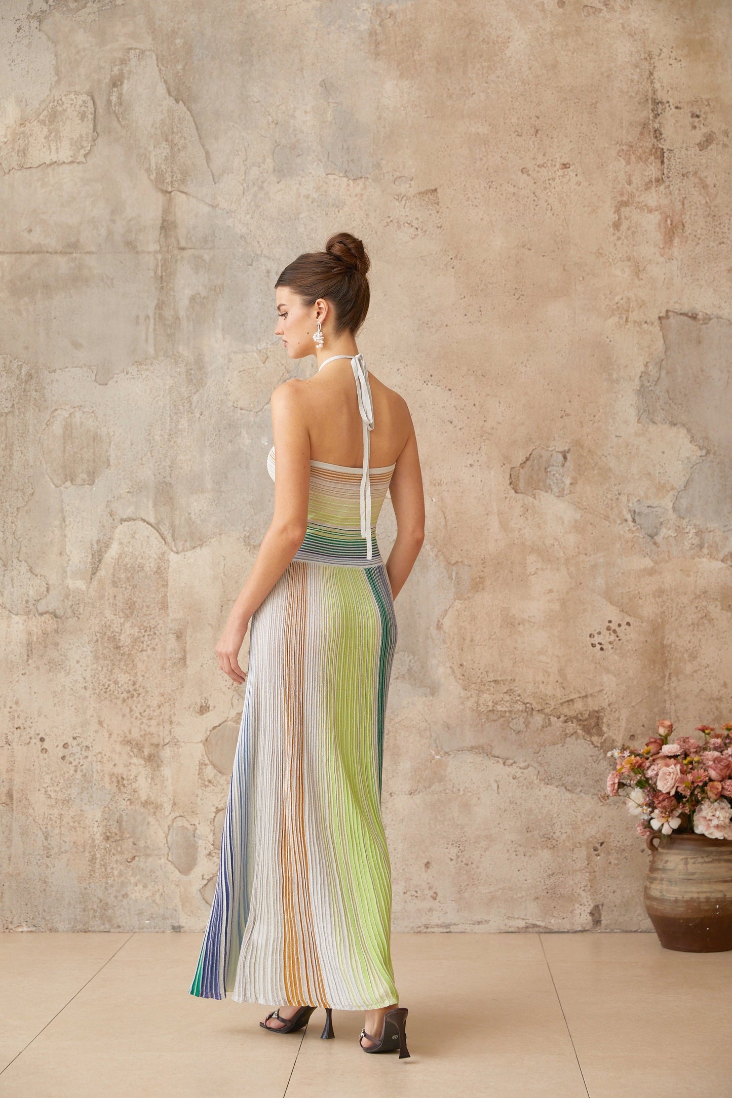 Halterneck Shimmer Dress™ — Own Every Room with Unstoppable, Weightless Glamour