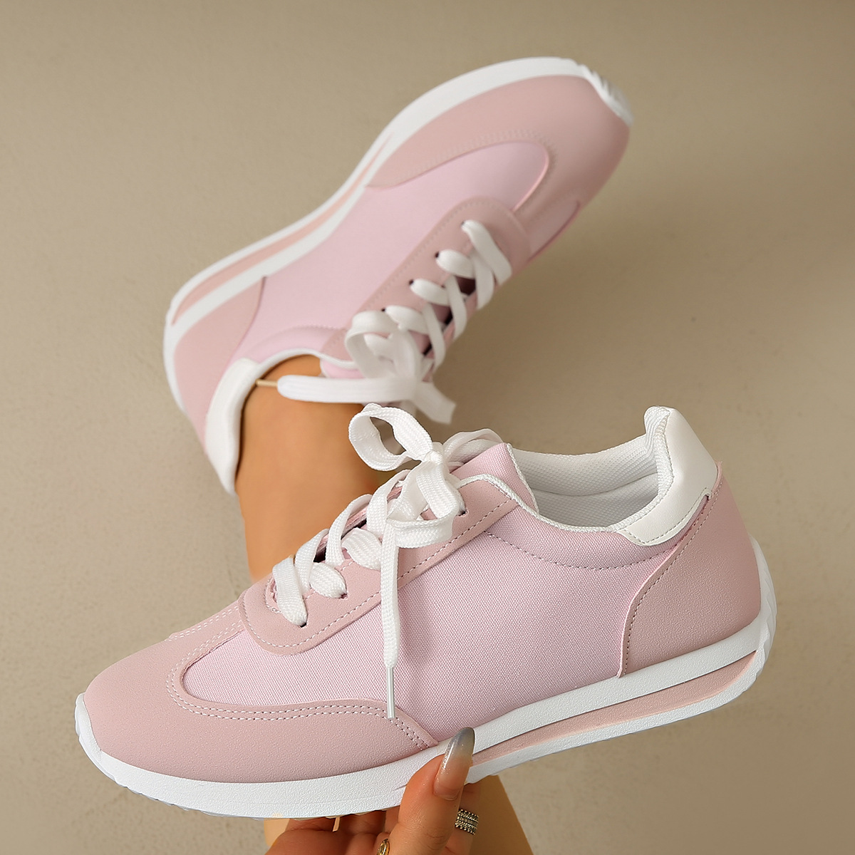 Vexa — Retro Mesh Sneakers with Cushioned Comfort