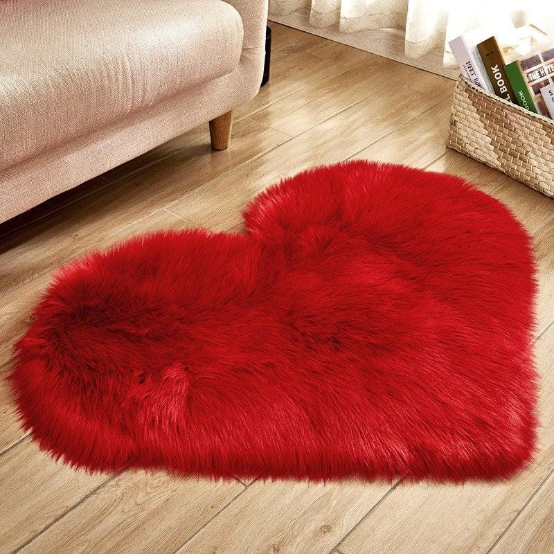 Liora — Soft Heart-Shaped Plush Rug with Non-Slip Backing