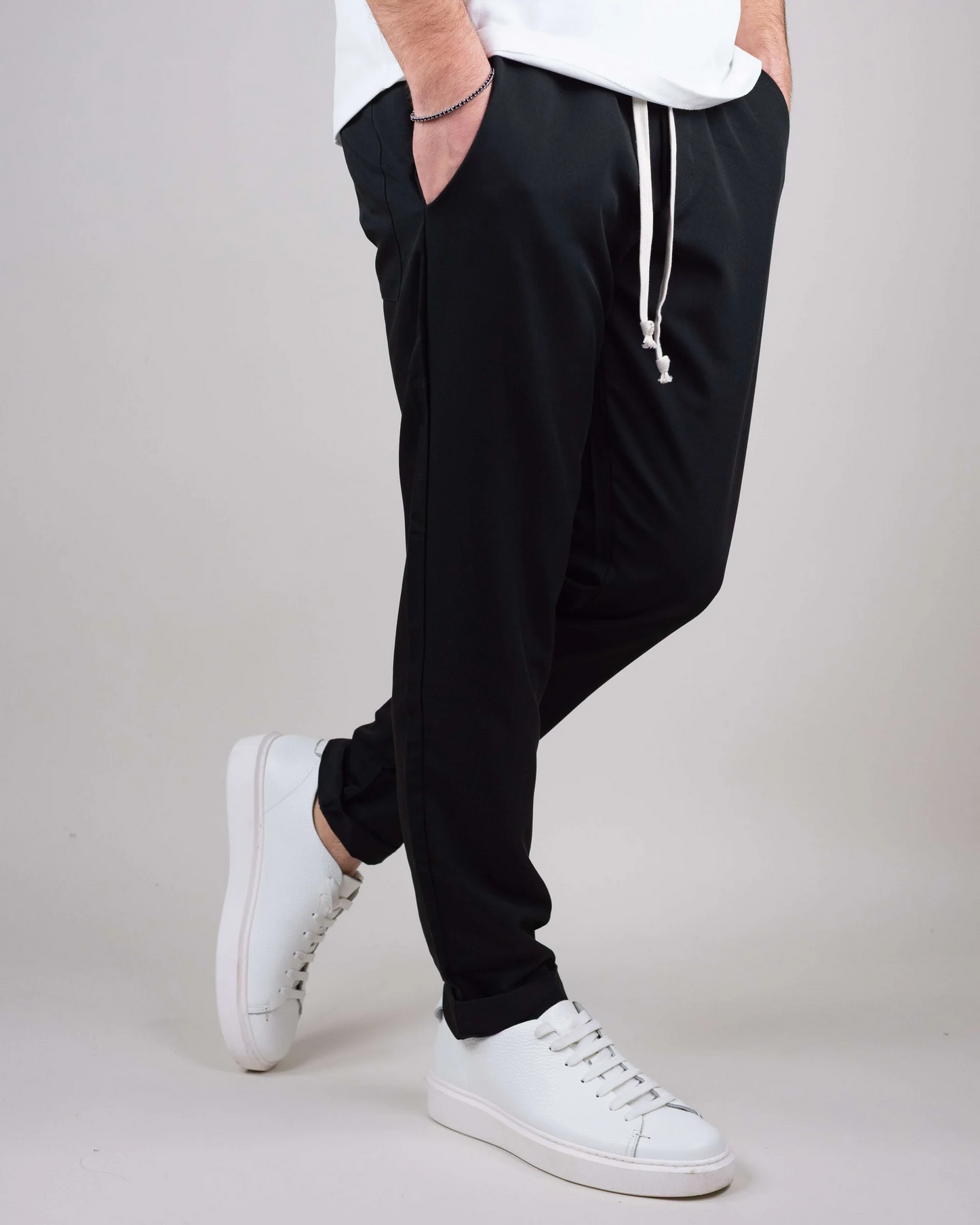 Norla — Breathable Viscose Pants with Tailored Fit for All-Day Comfort