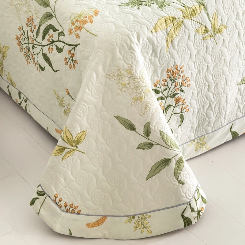 Lucera Botanical Quilt™ — Drift Into Cool, Calm Nights Without a Sweat