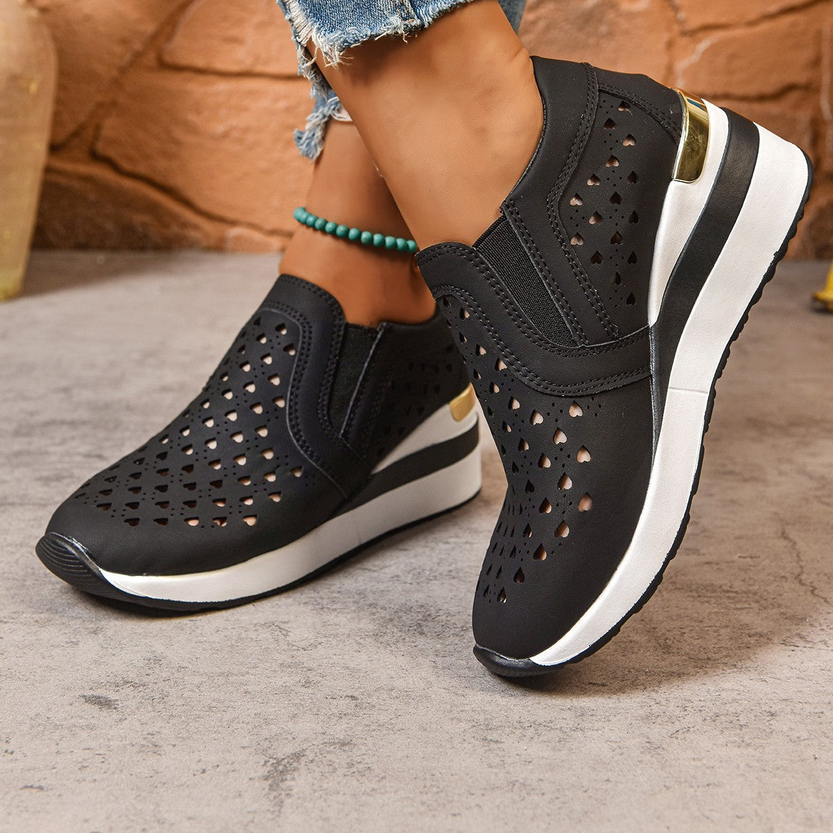 VivaLift™ — Elevate Your Walk with All-Day Comfort and Unstoppable Style