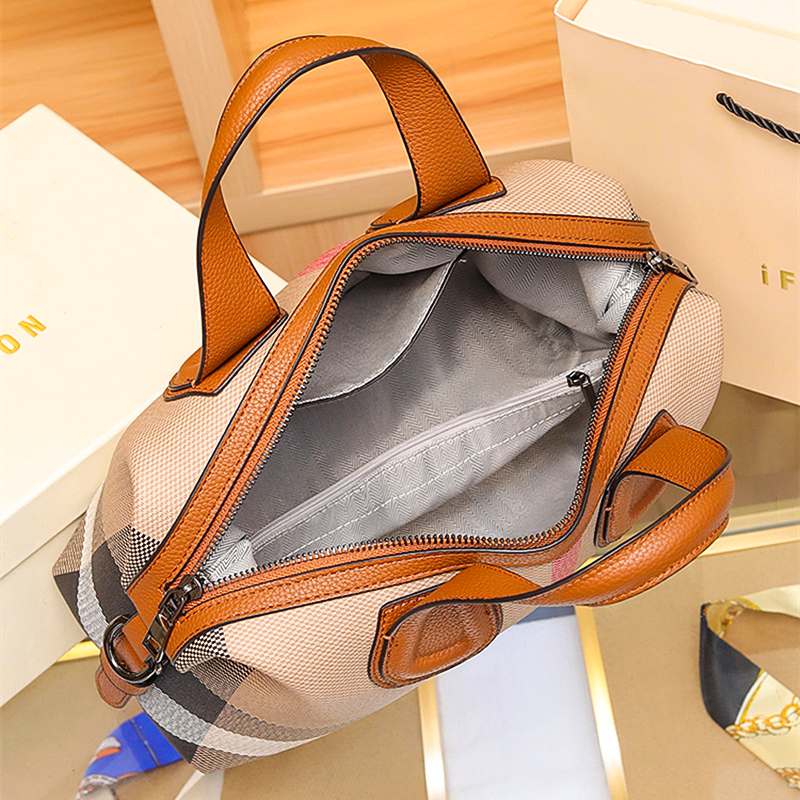 Bloomsbury Bag™ — Own Every Room with Rugged Luxury and Effortless Style