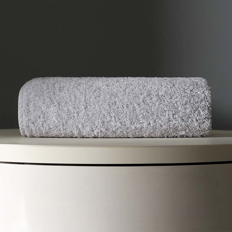 Isla Hand Towels™ — Wrap Yourself in Instant Dryness and Unmatched Plush Comfort