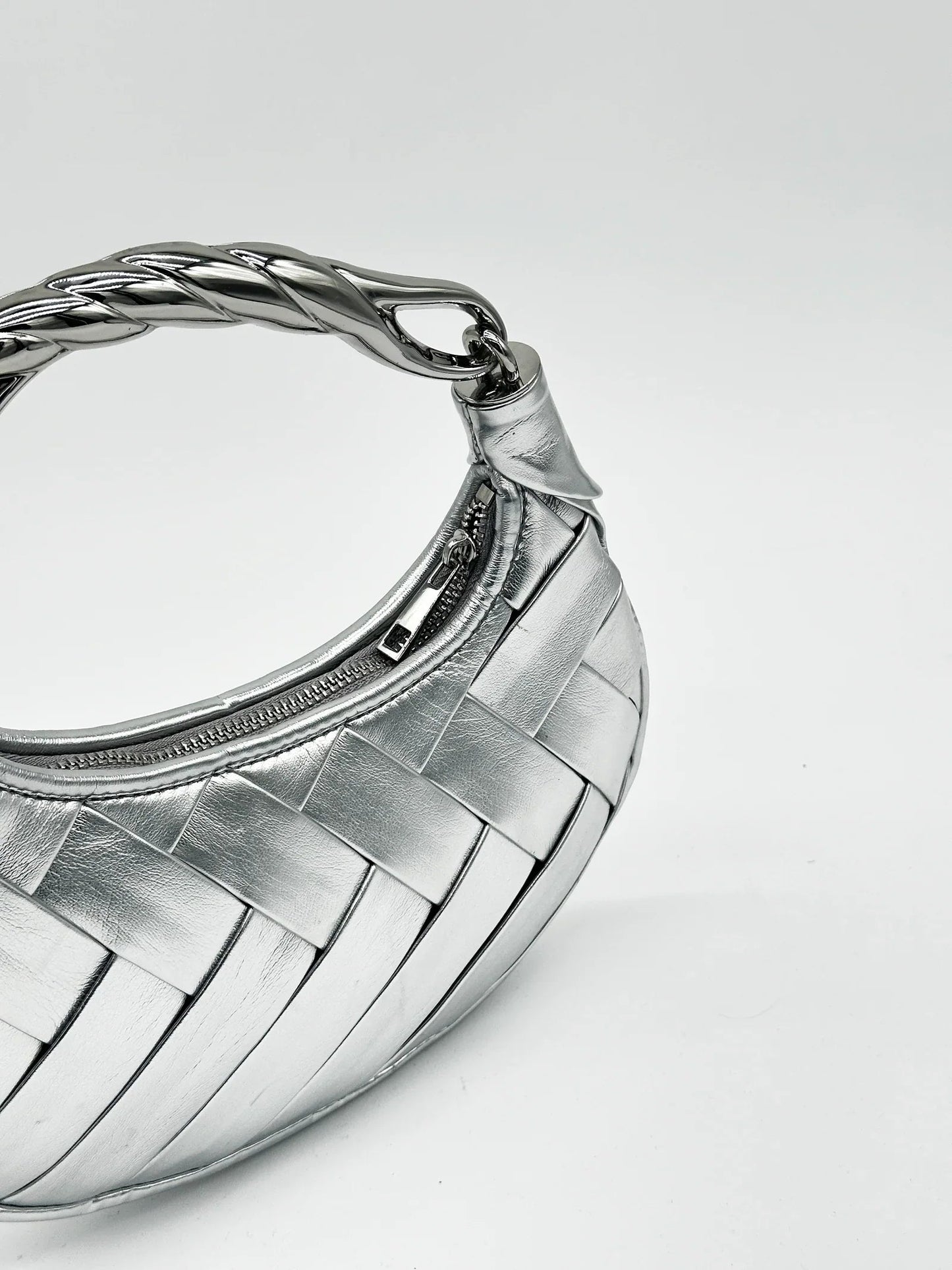 SterlingVeil™ Set — Dominate Every Event with Unstoppable Silver Sophistication
