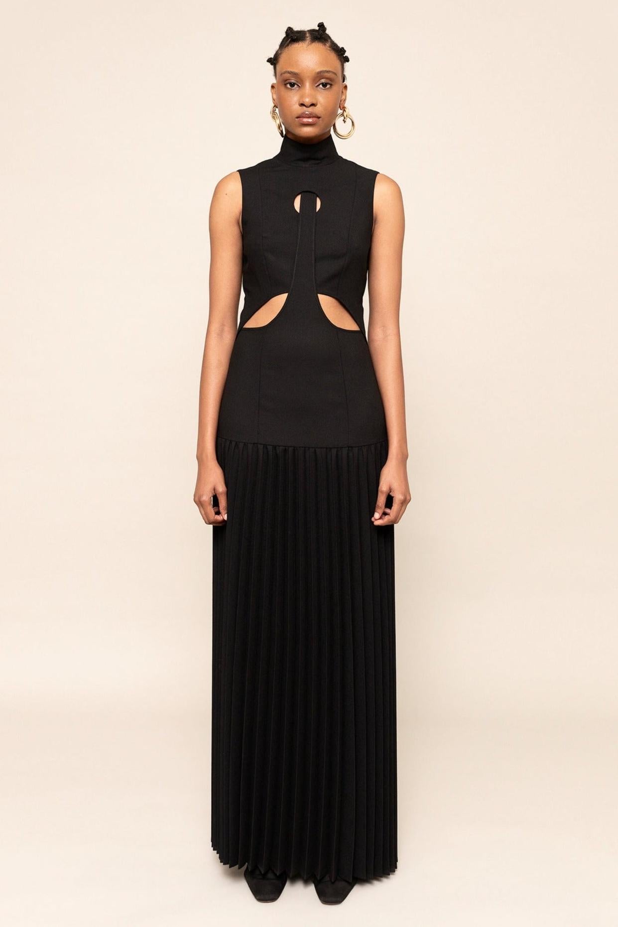 VenariLuxe™ Pleated Cutout Maxi Dress — Own Every Room with Irresistible Power and Grace