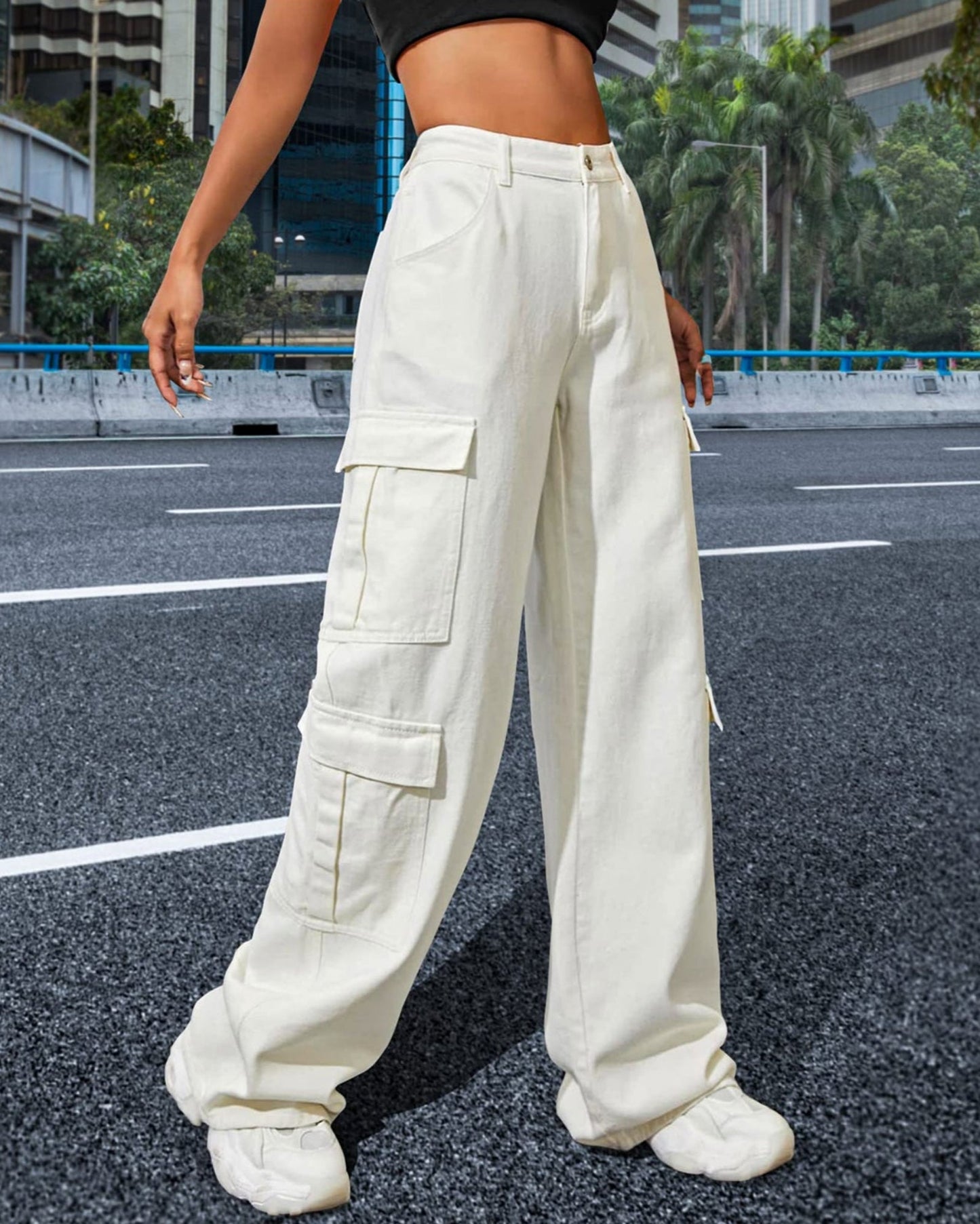 Utility Jeans™ — Unleash Confidence with Every Curve-Hugging Move
