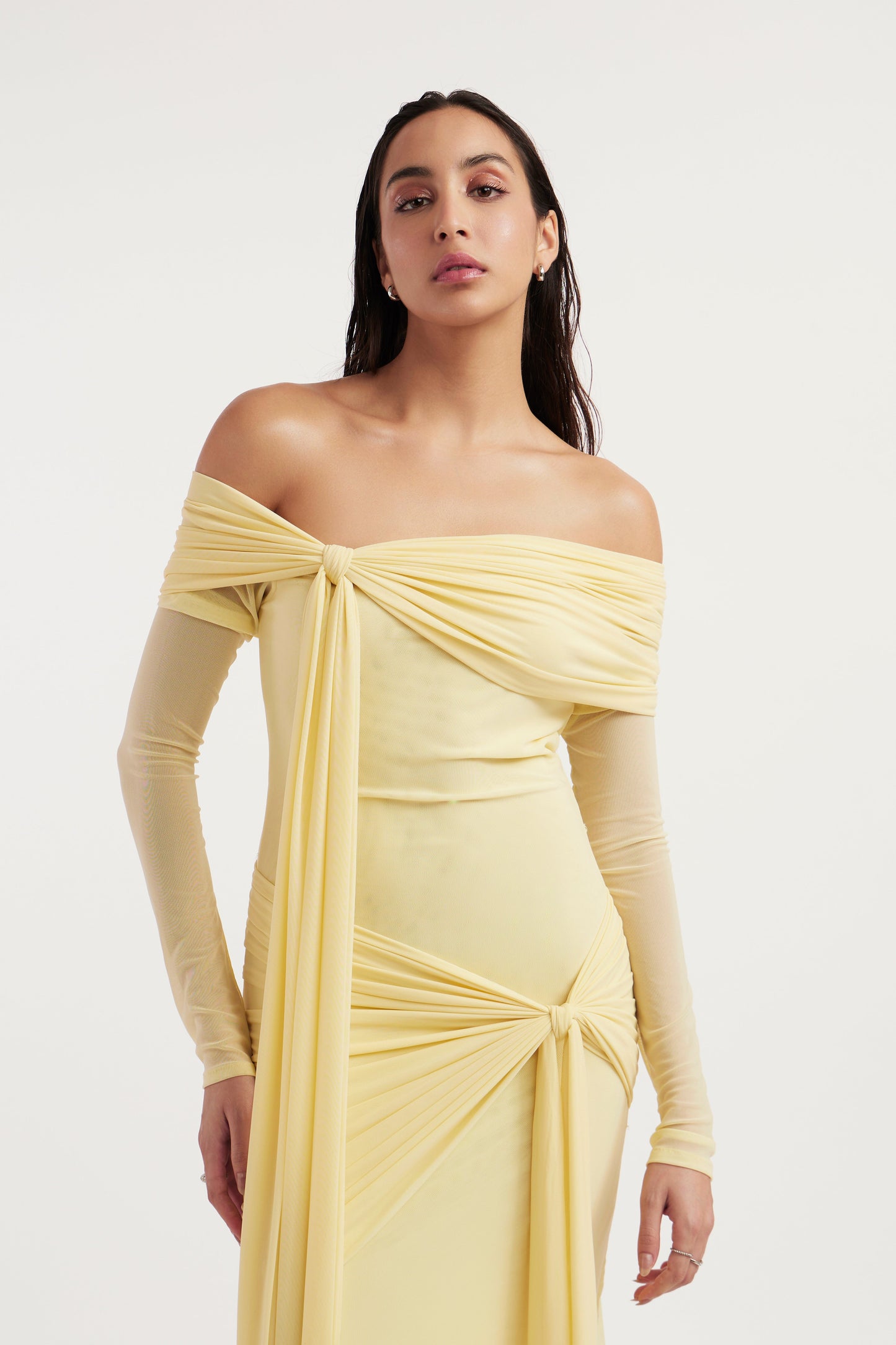 Lumiara™ Off-Shoulder Gown — Own Every Room with Effortless Elegance and Unstoppable Confidence
