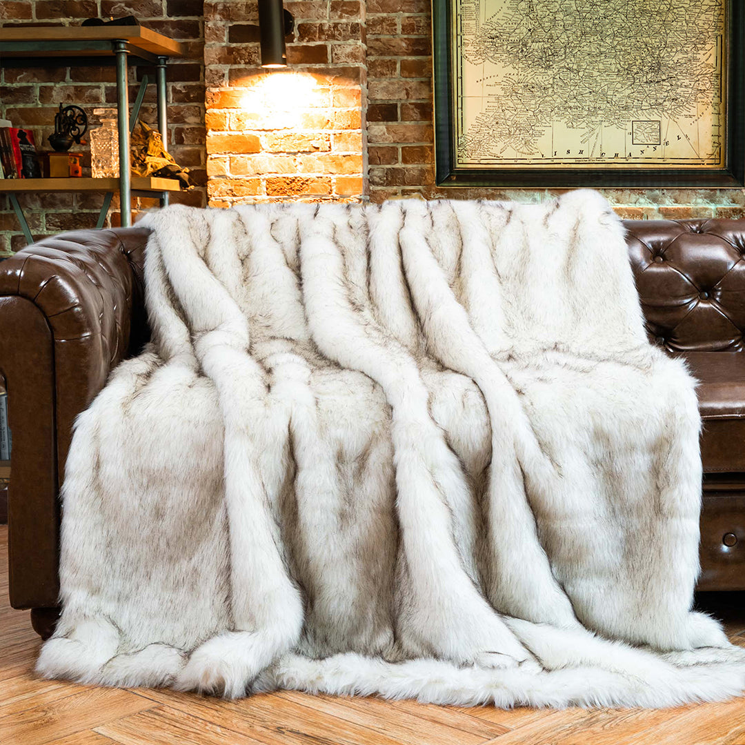 CozyLux Faux Fox Fur Throw — Plush, Eco-Friendly and Warm Blanket