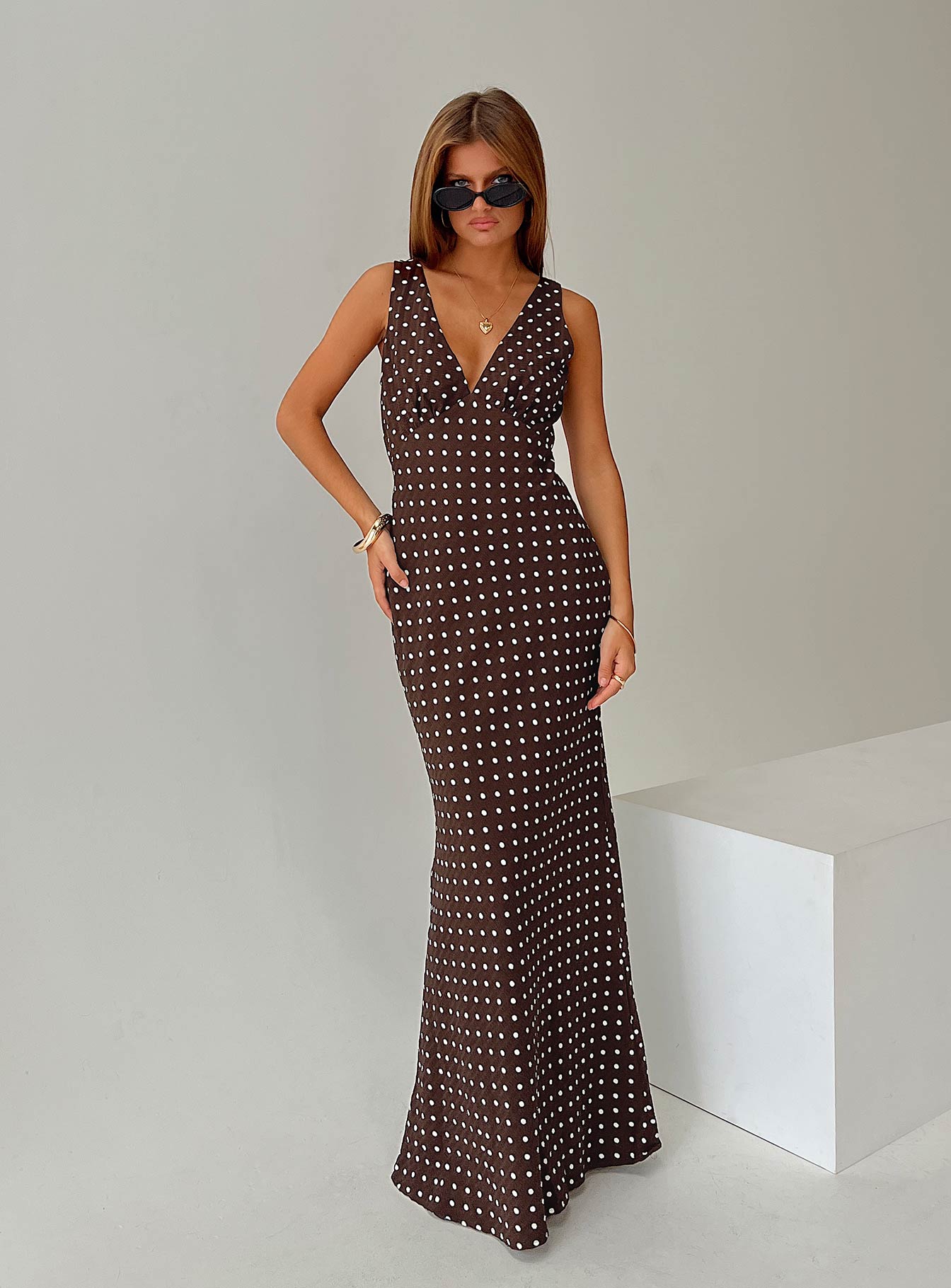 MoiraLuxe™ Maxi — Own Every Room with Irresistible, Curve-Defining Elegance