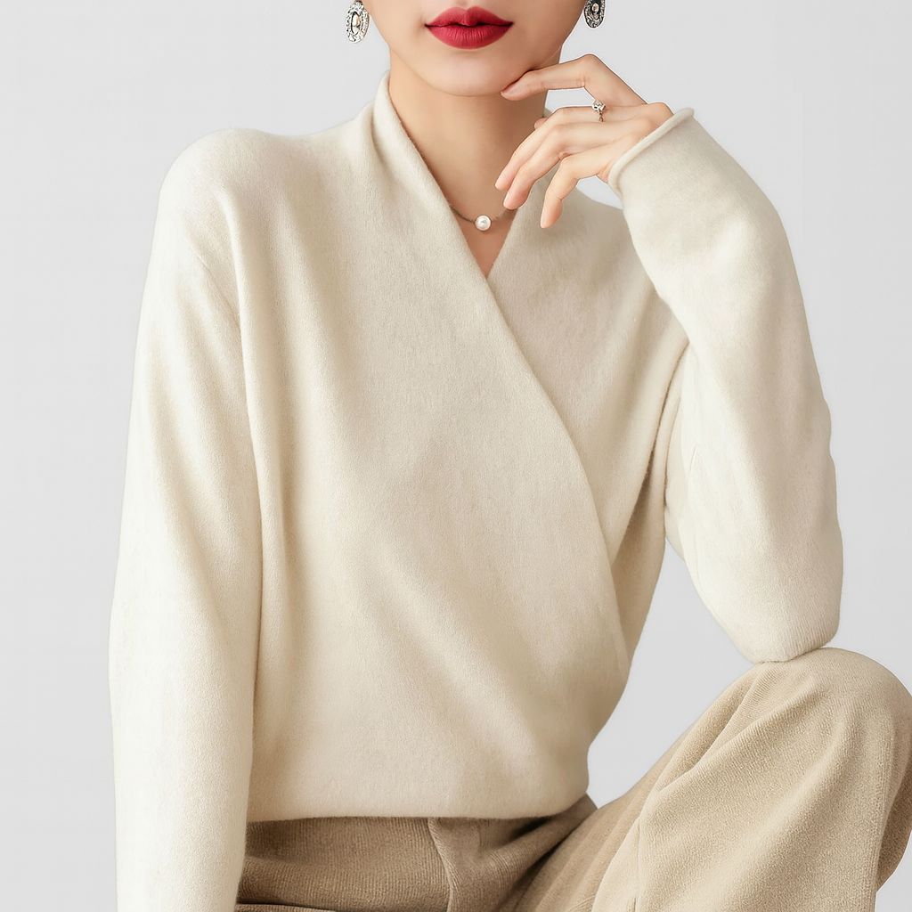 Lenora — Lightweight 100% Wool V-Neck Sweater with Relaxed Fit