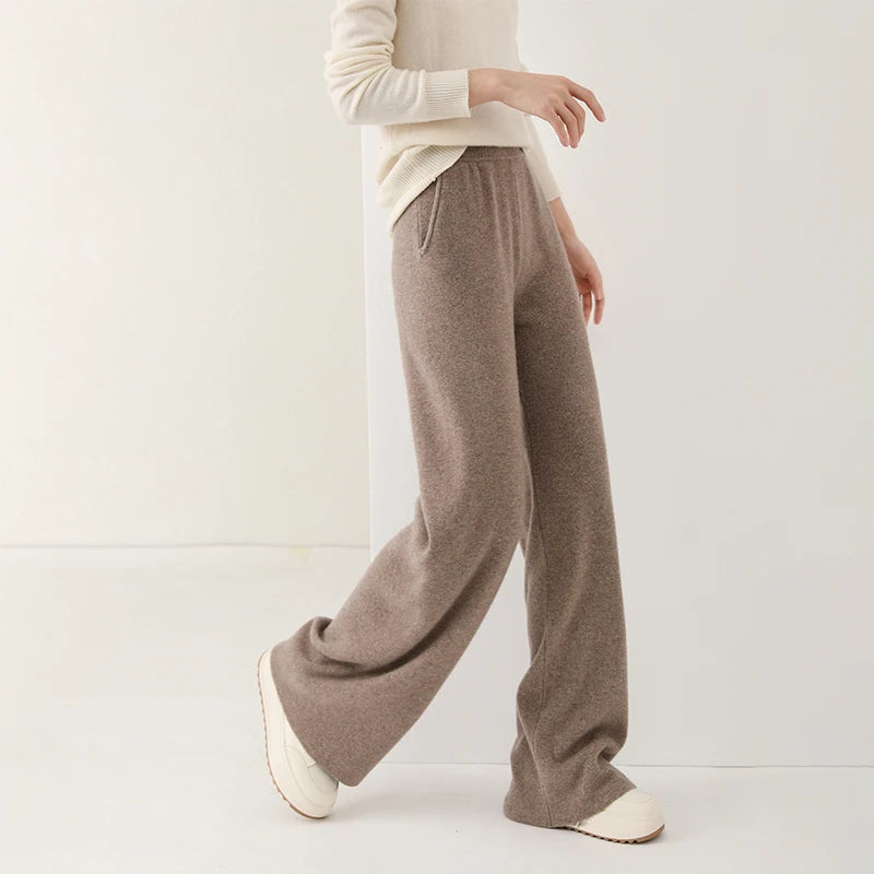 Liora — Merino Wool Wide-Leg Pants with High Waist and Pockets