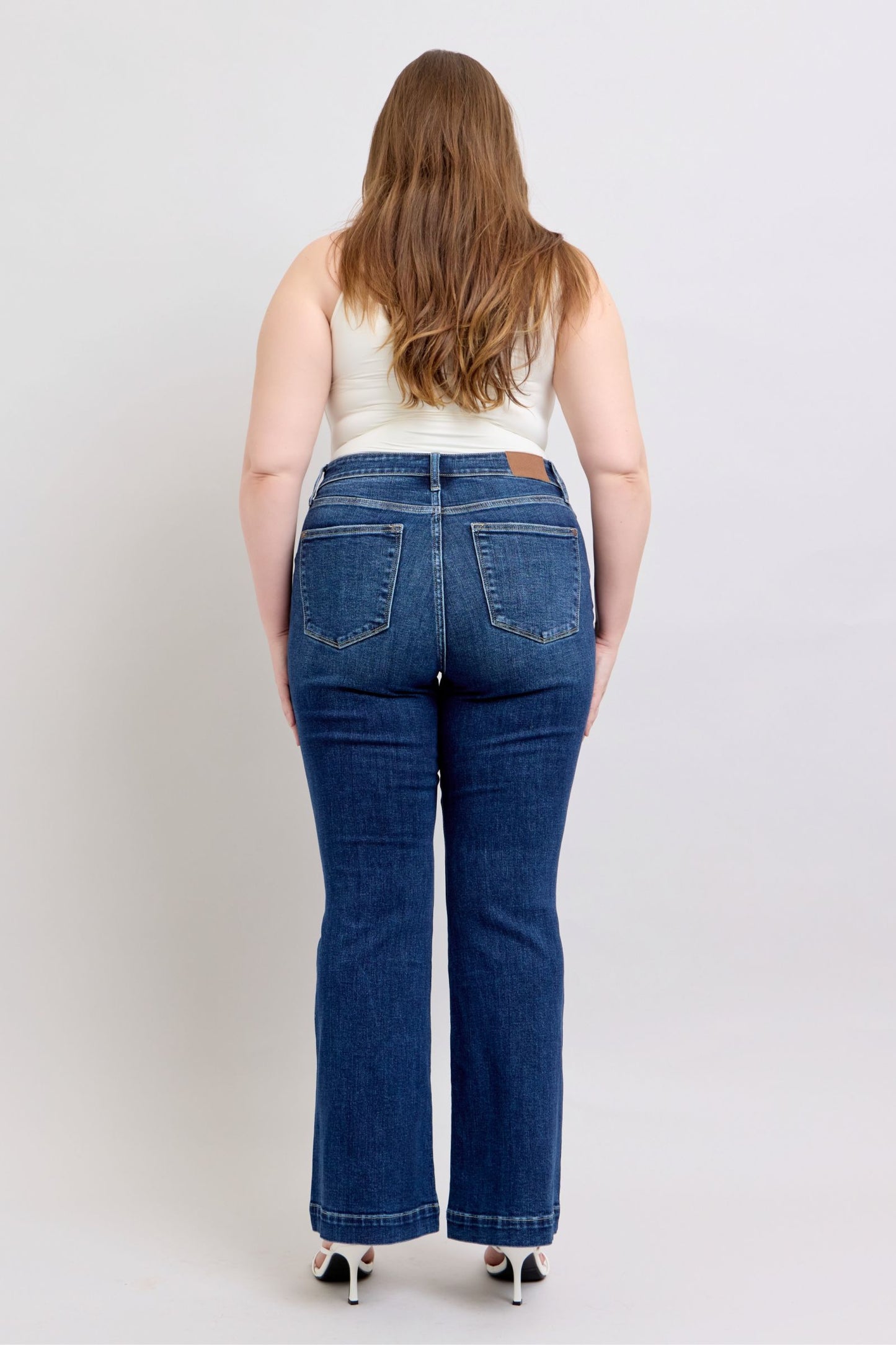 CurveMaster™ — Sculpt Stunning Silhouettes That Command Attention