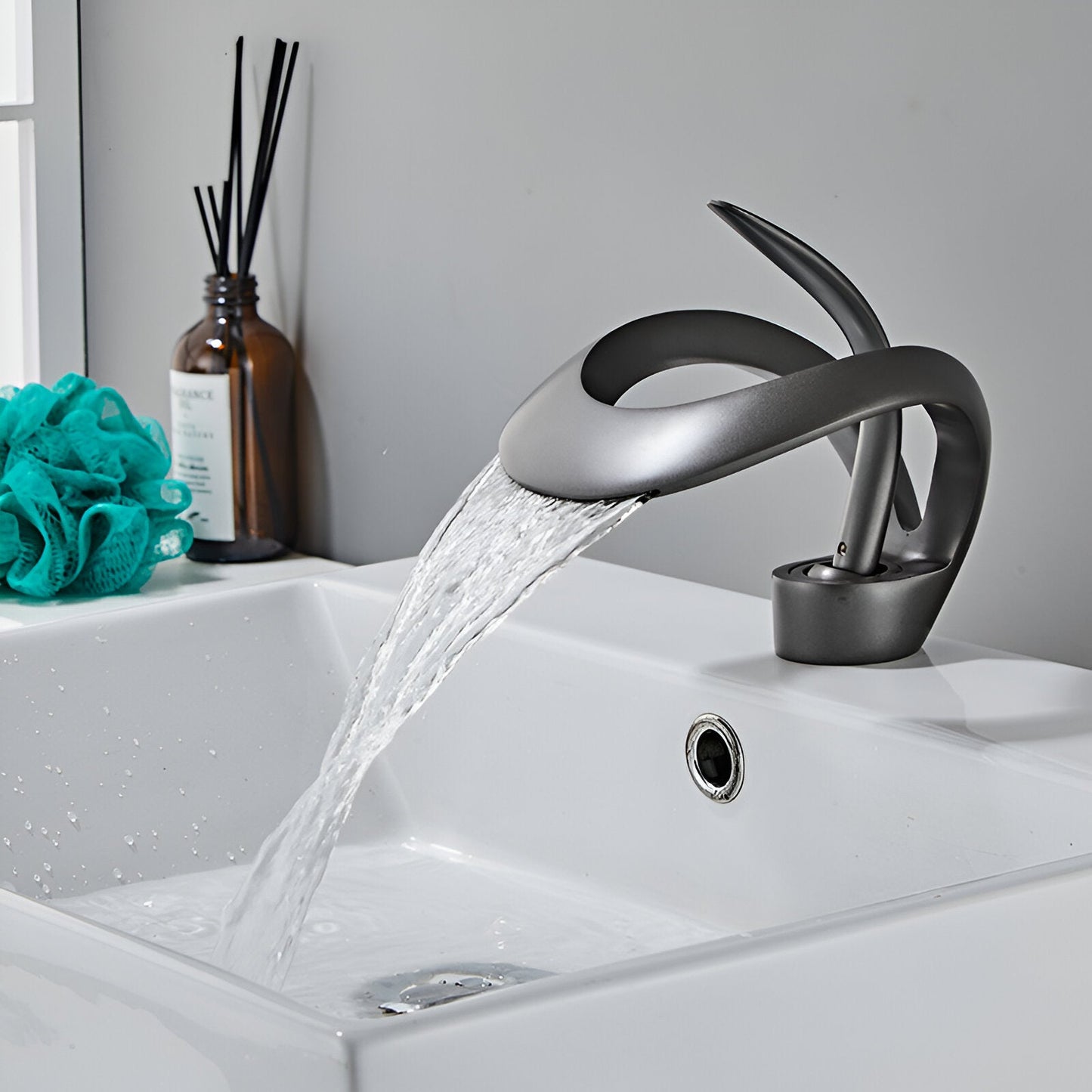 Odda — Modern Waterfall Bathroom Sink Faucet with Single Lever Design